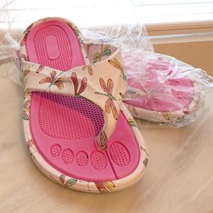 Greater Good Network sandals dragonfly sandals